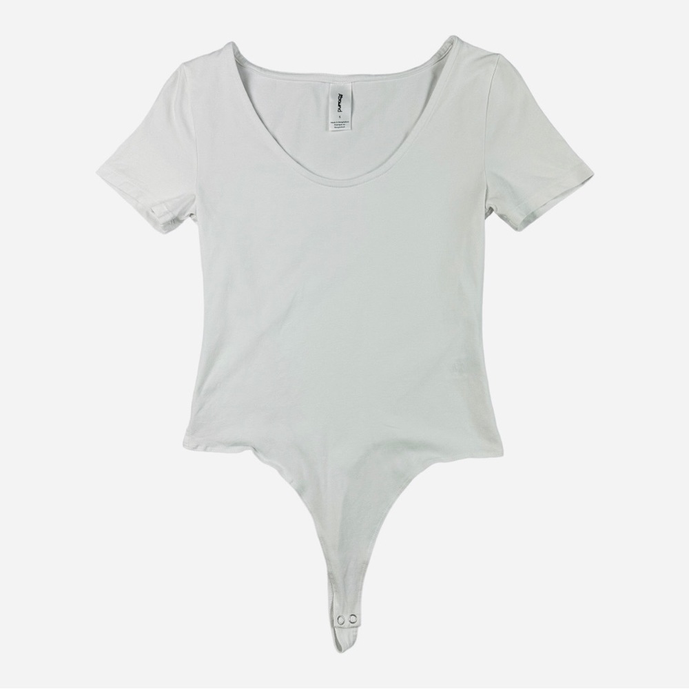 Abound Short Sleeve White Bodysuit Size S